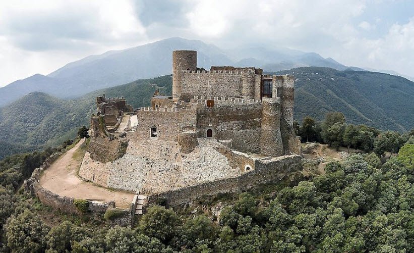 Castillo de Montarrón, Spain
